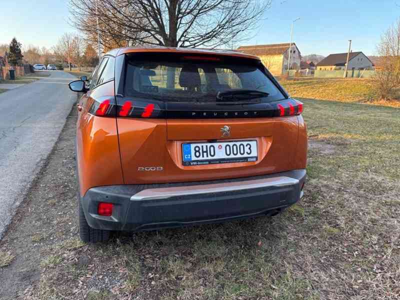 Peugeot 2008 1,2   benzin, rok 2021, 98000 km - foto 3