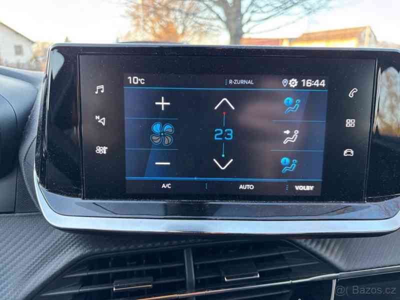 Peugeot 2008 1,2   benzin, rok 2021, 98000 km - foto 11