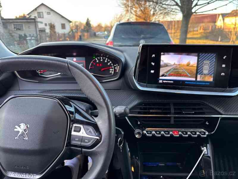 Peugeot 2008 1,2   benzin, rok 2021, 98000 km - foto 7