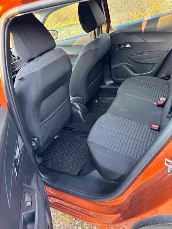 Peugeot 2008 1,2   benzin, rok 2021, 98000 km - foto 8