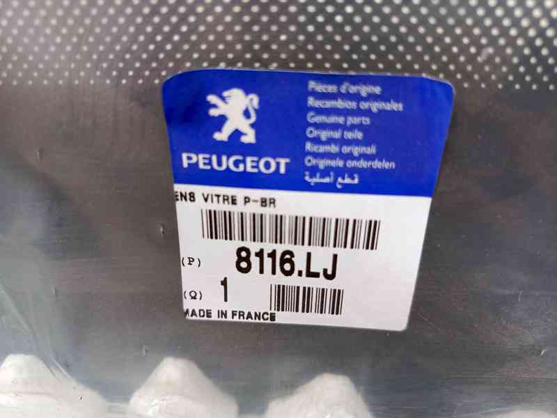 Prodám nové čelní sklo Peugeot 607 - foto 3