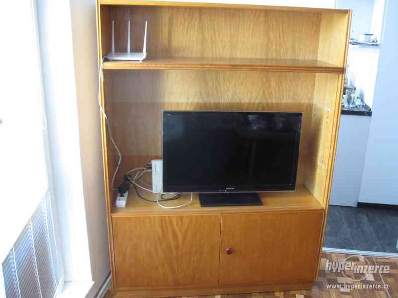 Starý nábytek za odvoz - foto 7