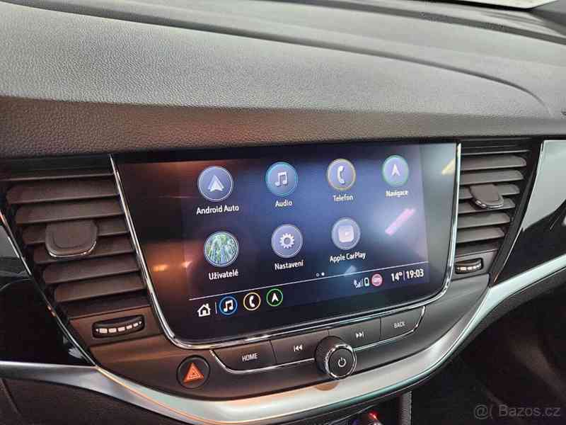 Opel Astra 1,2   Sports Tourer Turbo 96 kW - foto 8