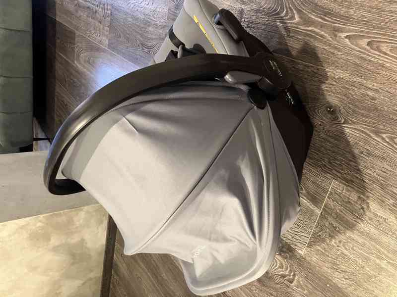 Autosedačka Britax Römer Baby-Safe Core Frost Grey - foto 8