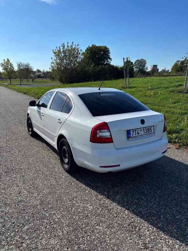 Škoda Octavia 1,6   TDI 77 kW, 2011 – 102 000 km - foto 14