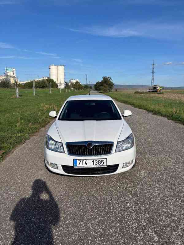 Škoda Octavia 1,6   TDI 77 kW, 2011 – 102 000 km - foto 17