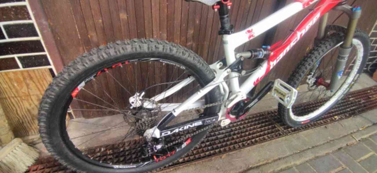 Celoodpružené kolo Banshee Rampant - foto 3