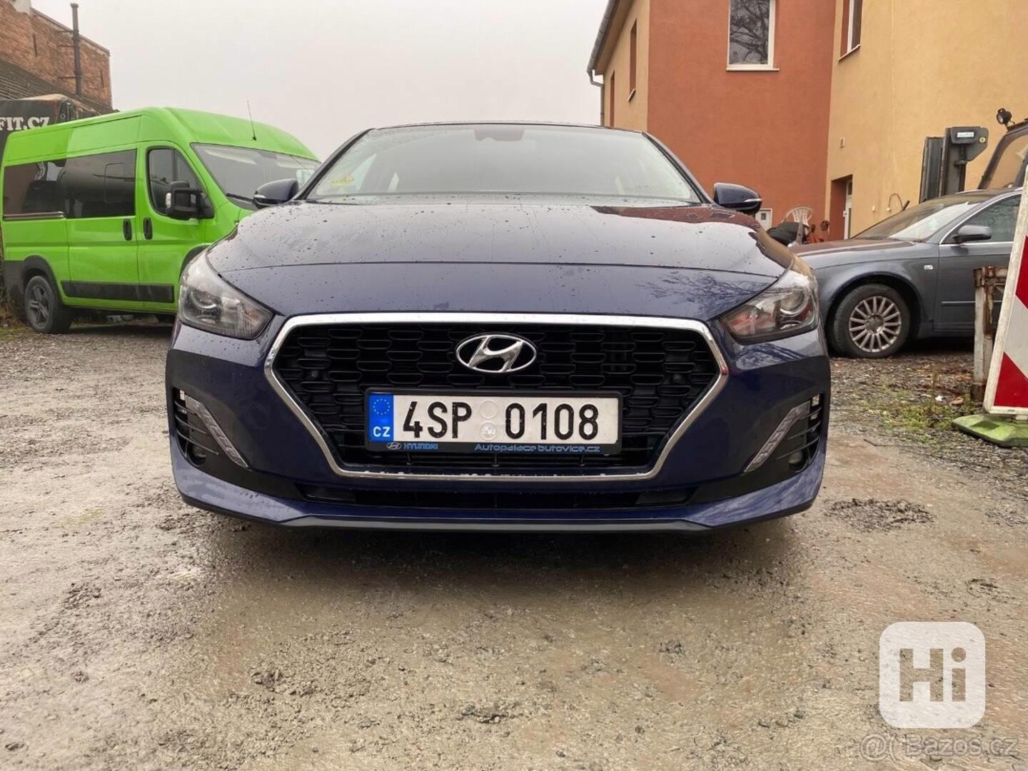 Hyundai i30 1,4   FASTBACK - foto 1