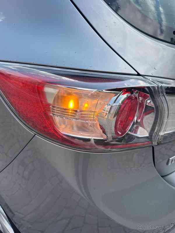 Mazda 3 1,6 - foto 12
