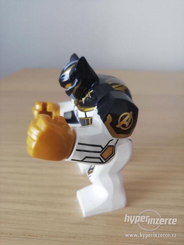 Figurka Avengers - BLACK PANTHER (7 cm) + energ. rukavice - foto 6