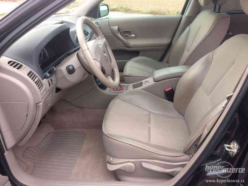 Renault Laguna II 1.9 DCi, 96 kW - foto 8