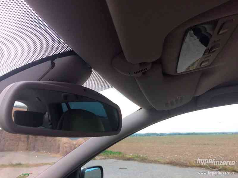 Renault Laguna II 1.9 DCi, 96 kW - foto 10