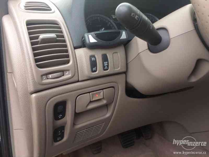 Renault Laguna II 1.9 DCi, 96 kW - foto 11