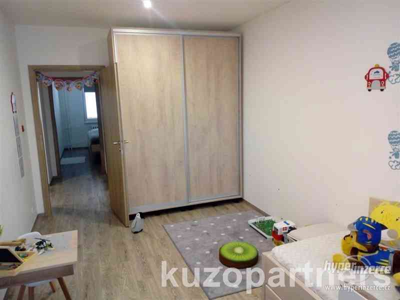 Prodej bytu 3+1 88 m2 Okružní, Zlín - foto 9