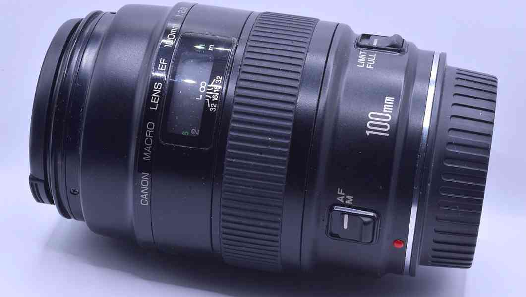 Canon EF 100mm f/2.8 *MACRO 1:1, 1:2.8 full-frame  - foto 6