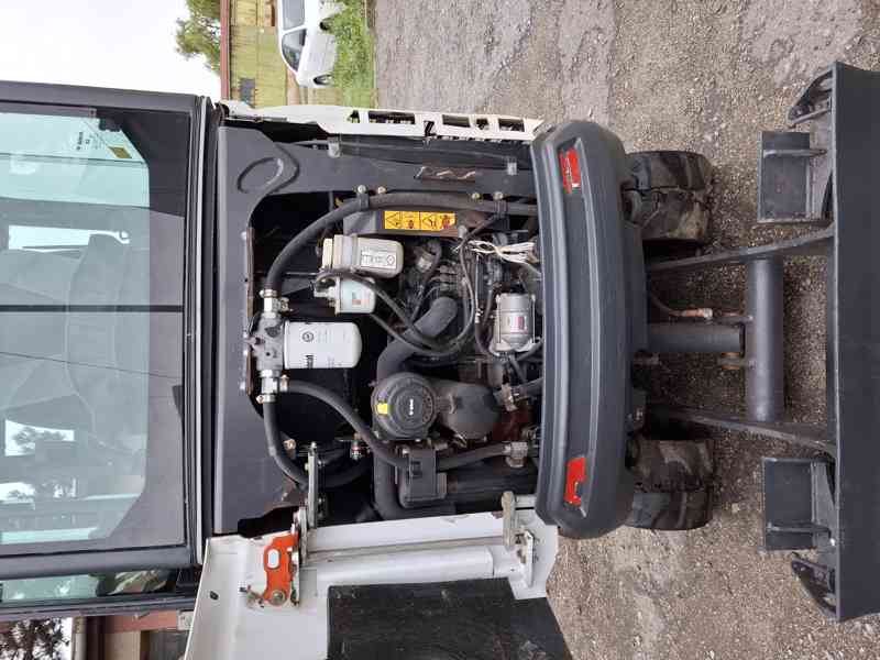 Bobcat E19, rok 2019 - foto 13