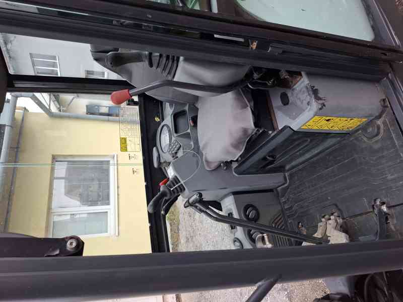 Bobcat E19, rok 2019 - foto 10