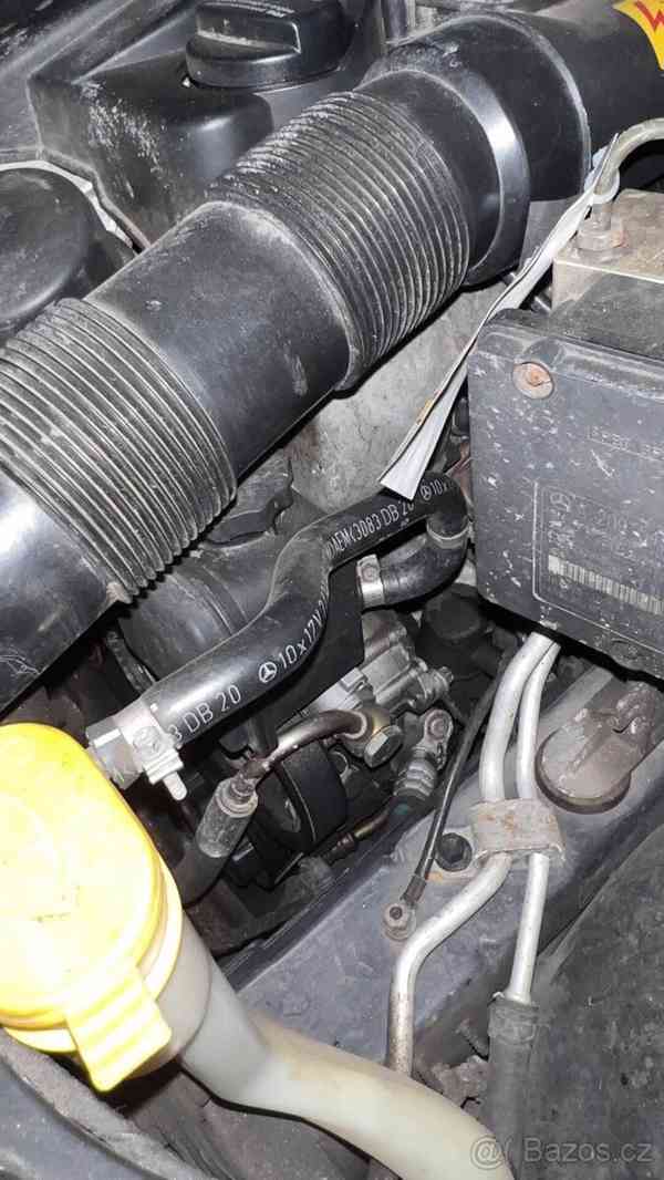 Mercedes-Benz CLK 2,8   260 W209 Elegance - foto 17