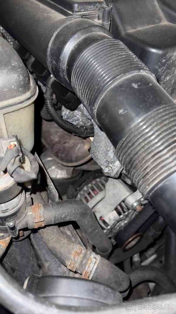 Mercedes-Benz CLK 2,8   260 W209 Elegance - foto 19