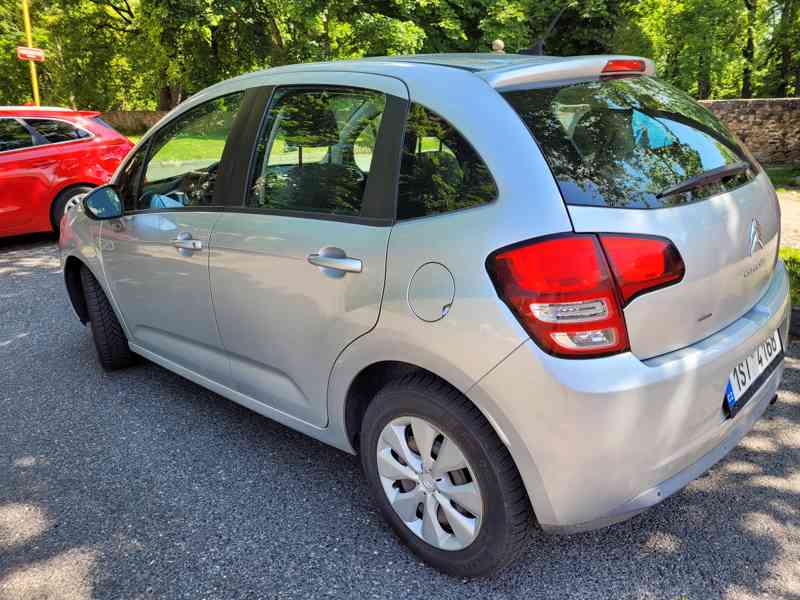 Citroën C3 1.4 benzín, 98 tis. km, panoramatická střecha - foto 4
