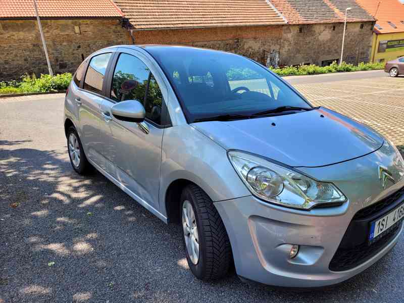 Citroën C3 1.4 benzín, 98 tis. km, panoramatická střecha - foto 3