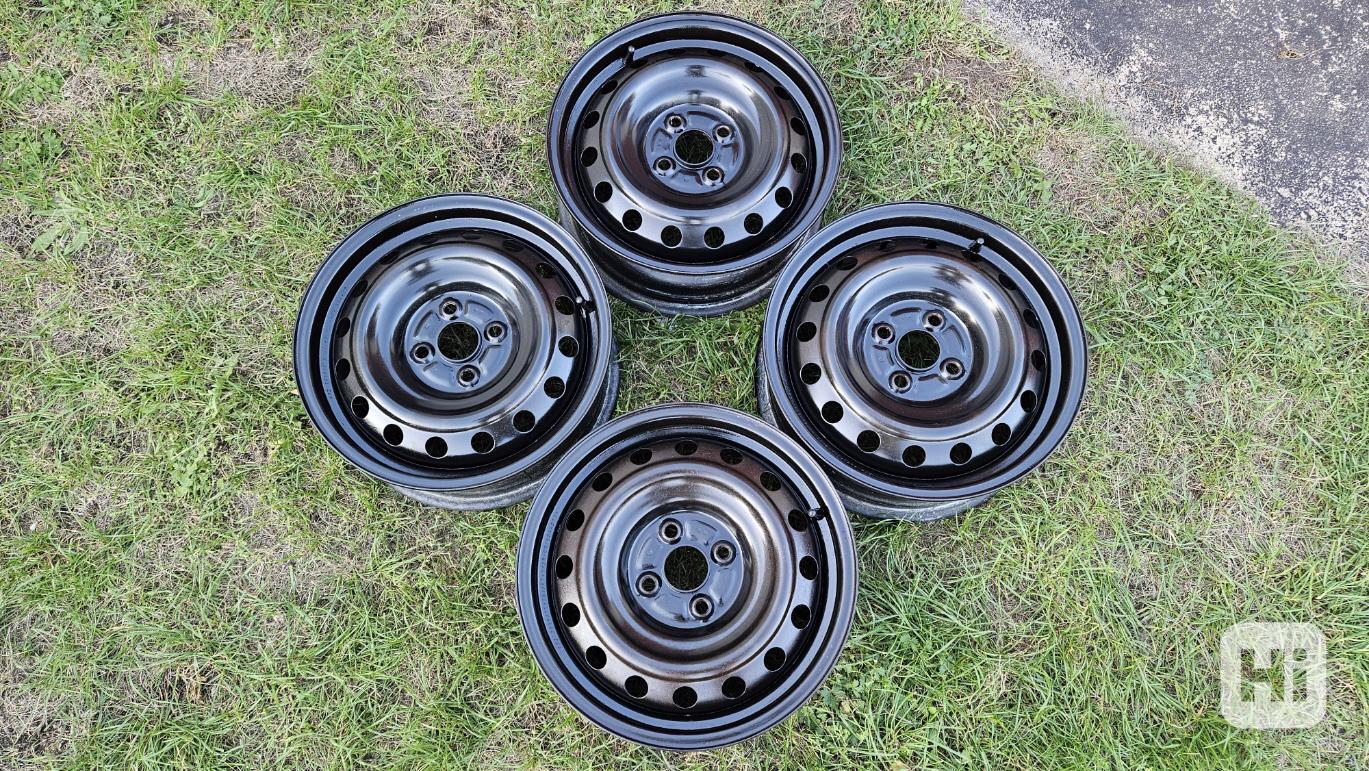 Toyota Yaris plechové disky 5,5Jx15 4x100 ET45 střed 54mm - foto 1