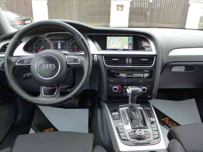 Audi A4 2,0 TDI 140KW, S-LINE, NAVI - foto 7