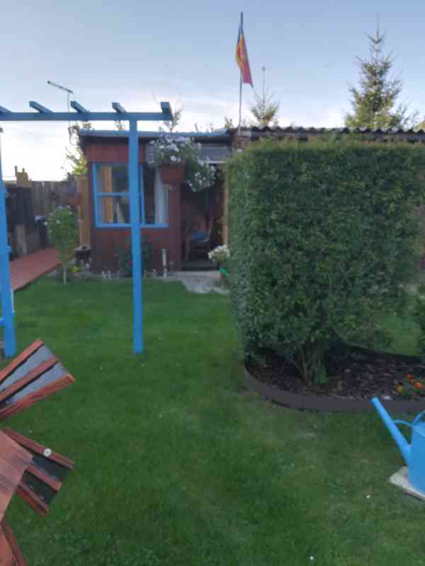 Zahrada s vlastní chatou v krásné lokalitě za odstupné - foto 4