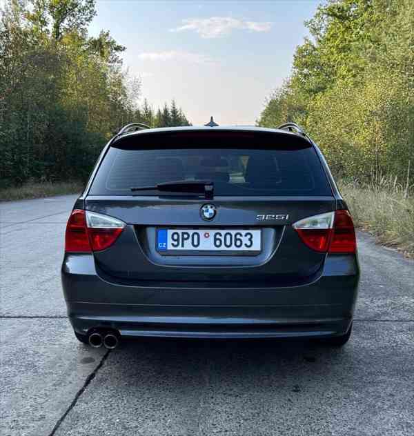 BMW Řada 3 3,0   e91 325i 3.0 160kw - foto 12