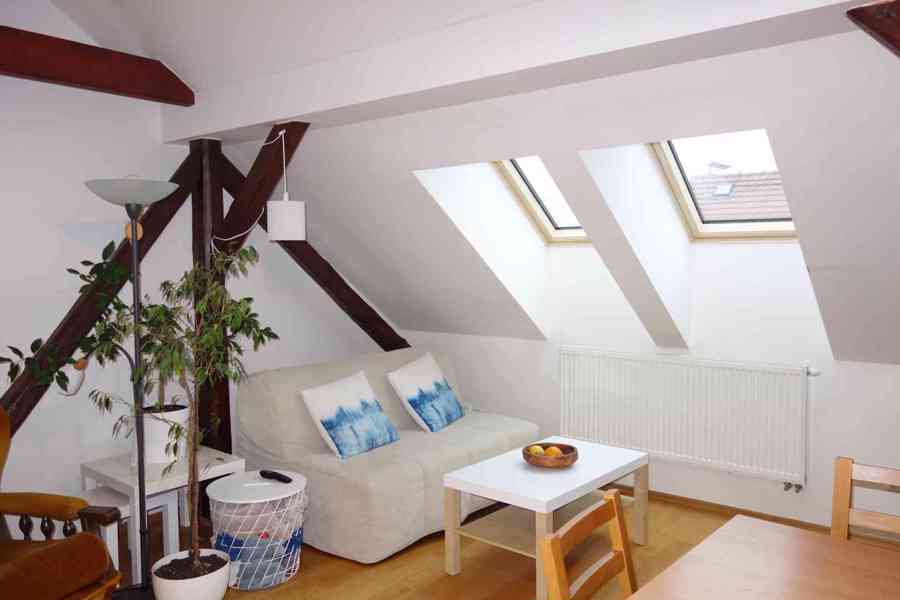 Pronájem bytu 2+kk v Brně - Králově Poli, ul. Bulharská - foto 2