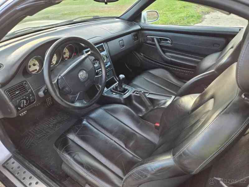 Mercedes-Benz 200 z roku 1998 – Německá legenda - foto 7