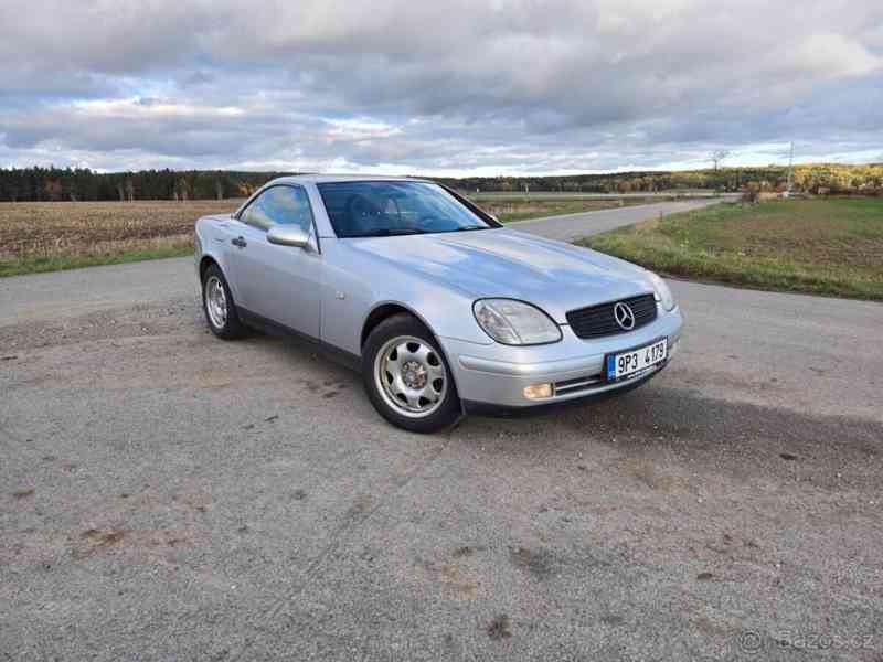 Mercedes-Benz 200 z roku 1998 – Německá legenda - foto 6