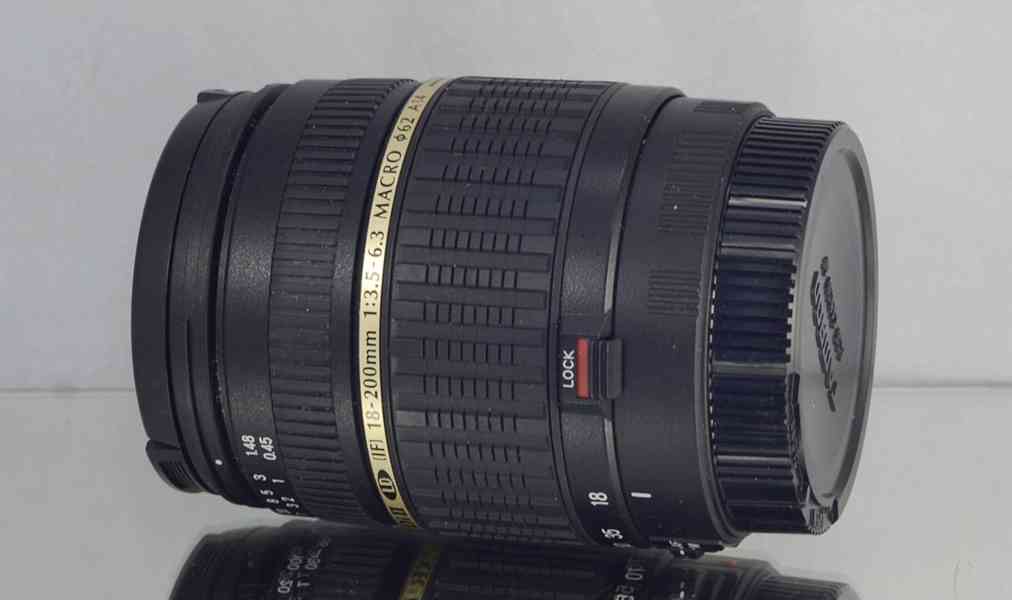 pro Canon -Tamron AF 18-200mm F/3,5-6,3 DiII XR*UV - foto 6