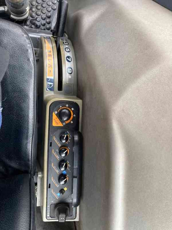 Kubota GL 260 s čelním nakladačem - foto 8