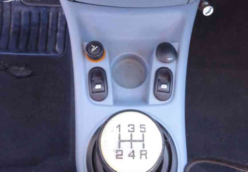 Citroen C3 1.4i r.v.2003 (54 kw) 1.Majitel ČR stk:2/2028 - foto 13