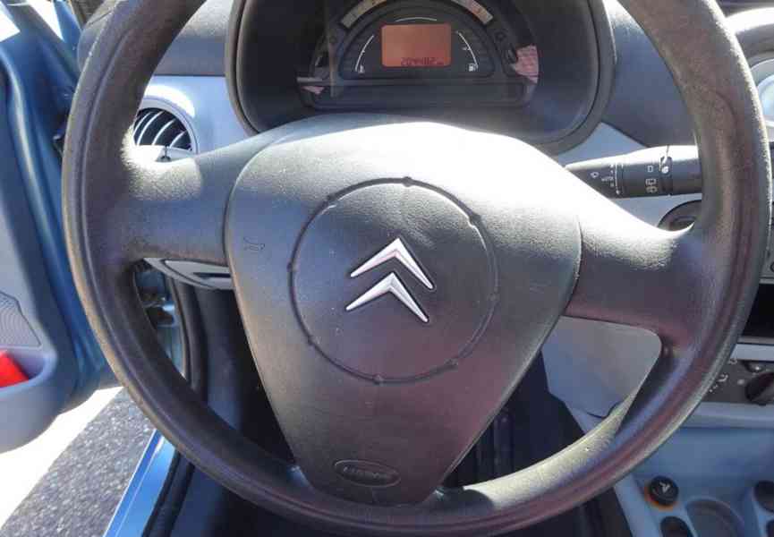 Citroen C3 1.4i r.v.2003 (54 kw) 1.Majitel ČR stk:2/2028 - foto 8