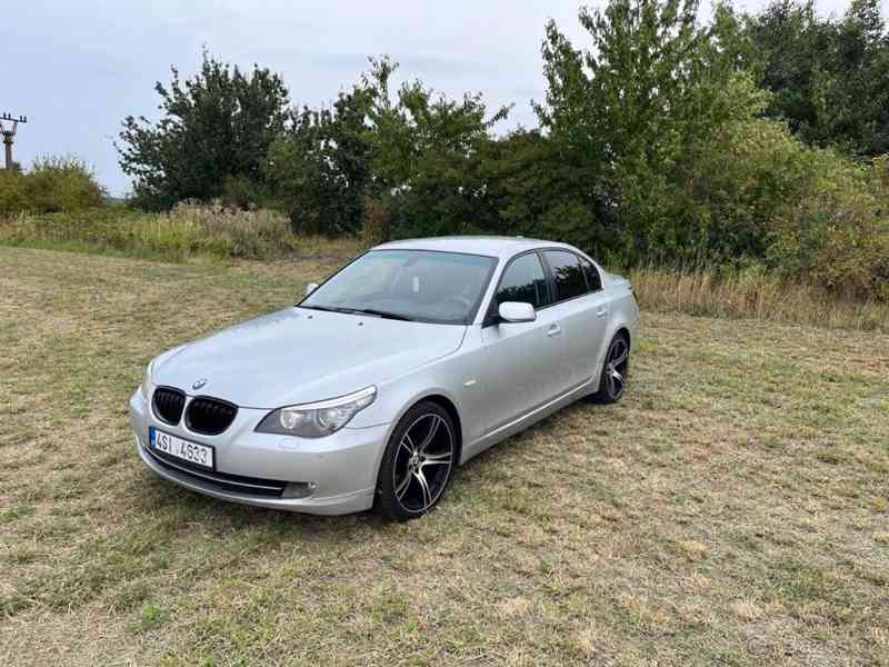 BMW Řada 5 3,0   E60 530d - foto 7