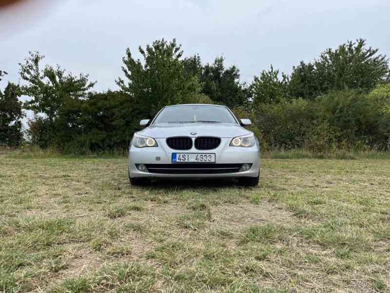 BMW Řada 5 3,0   E60 530d - foto 8