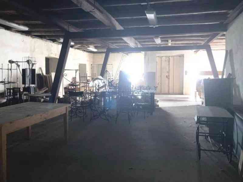 Prodej polyfunkční budovy v obci Úštěk. - foto 13