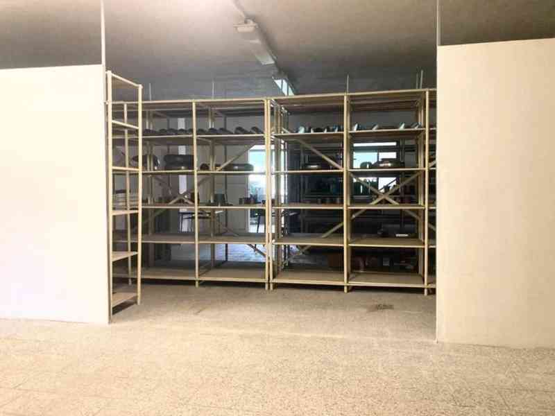 Prodej polyfunkční budovy v obci Úštěk. - foto 5