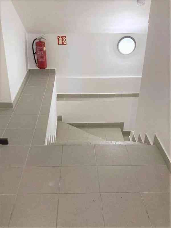 Prodej polyfunkční budovy v obci Úštěk. - foto 27