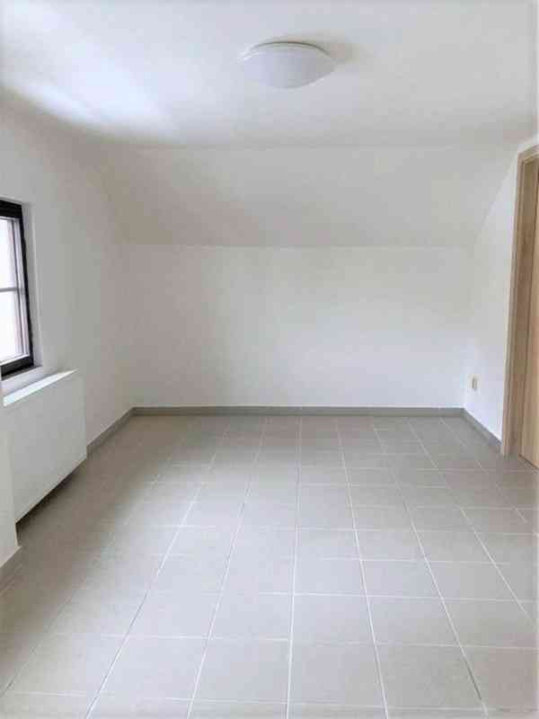 Prodej polyfunkční budovy v obci Úštěk. - foto 22