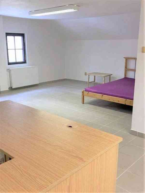 Prodej polyfunkční budovy v obci Úštěk. - foto 23