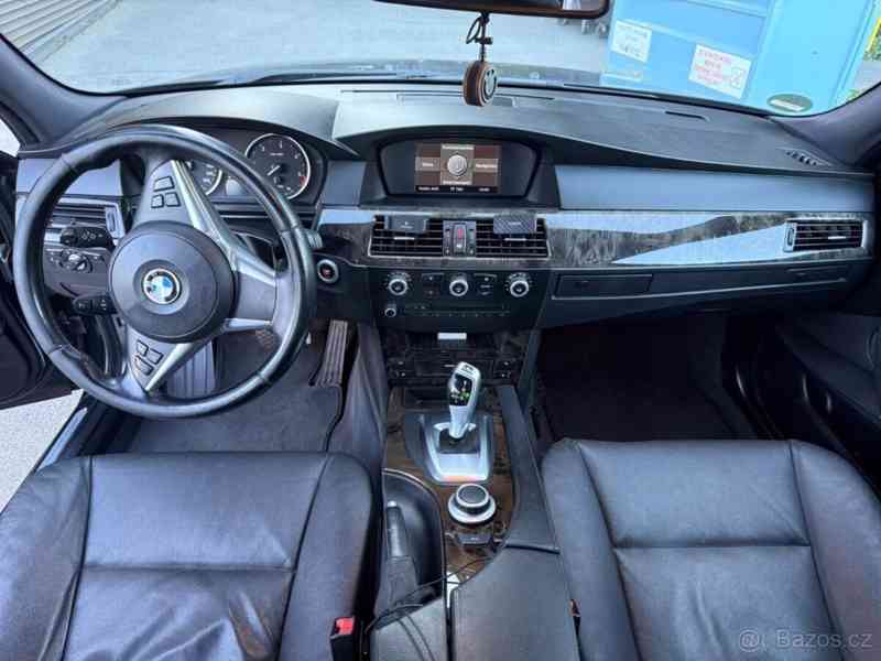 BMW Řada 5 2,5   525 d - foto 3