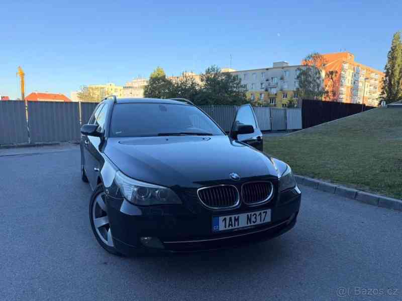 BMW Řada 5 2,5   525 d - foto 2