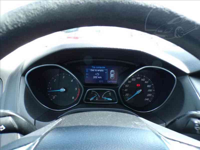 Ford Focus 1,6 TDCI - foto 6