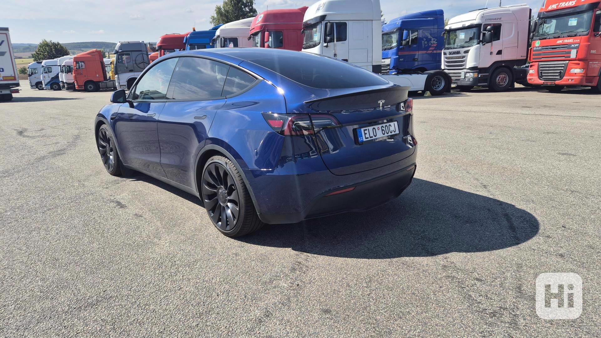 TESLA Model Y AWD Performance - foto 1