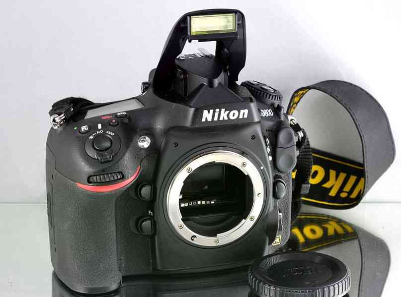 Nikon D800 FX*36MPix CMOS*Full HDV*SD/CF*10500 Exp - foto 4