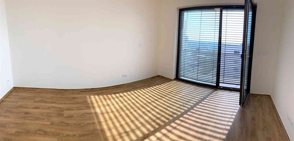  PRONÁJEM BYTU 3+KK O CP CCA 152,10 M2 V BRNĚ – KRÁLOVĚ POLI - foto 11