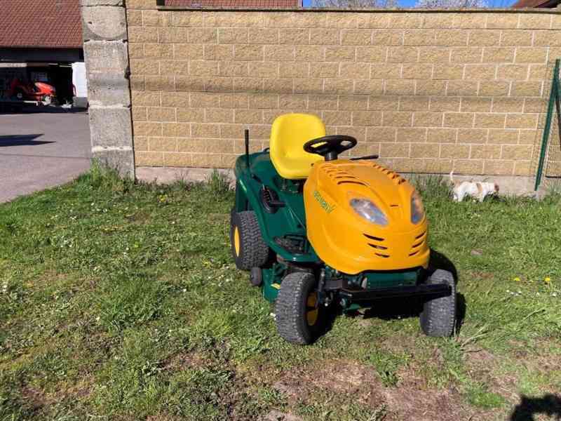 Sekačka ,zahradní traktor YardMan HE5175 Hydro - foto 7